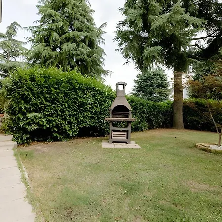 Homestay Garden House Fiera Milano *